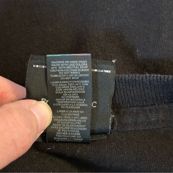 Harley-Davidson Men's Bar & Shield Jamaica Long Sleeve Spellout Tee Black Orange - Picture 5 of 7